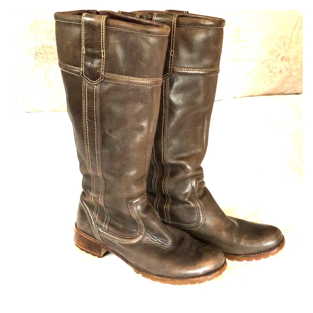 Timberland tall leather riding boots